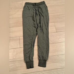 Cozy Gray Jogger Pants SMALL with pockets